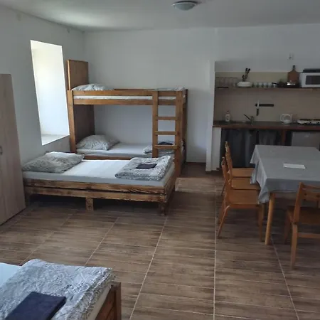 U Dragouna Bed & Breakfast *