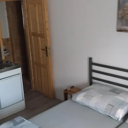 U Dragouna Oda ve Kahvaltı Cholina
